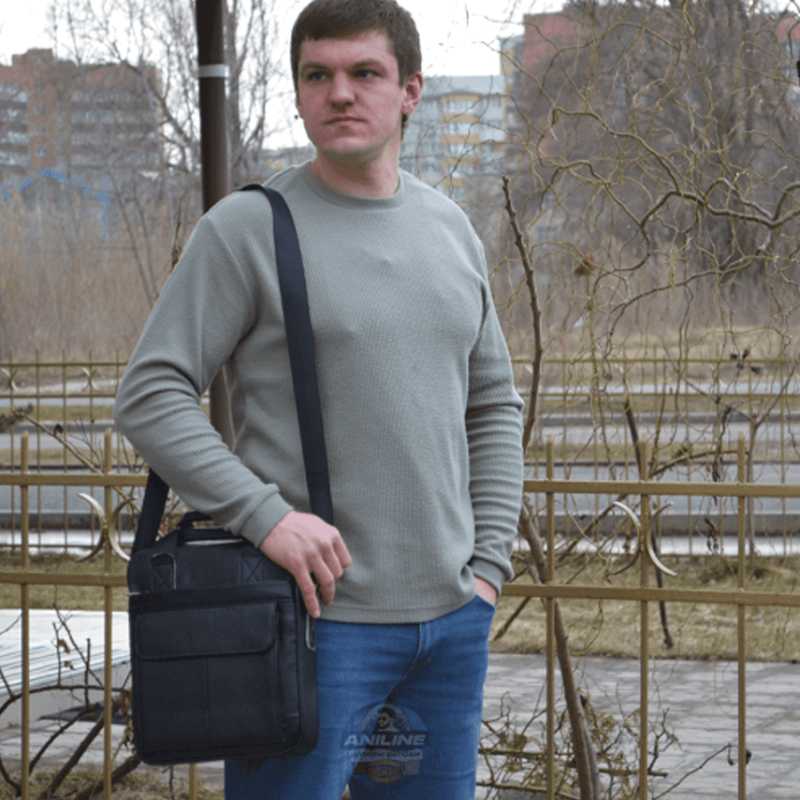 Чоловіча сумка з ручкою А4 формату з натуральної шкіри (чорна)