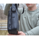 Чоловіча шкіряна сумка через плече з ручкою "Gear" (Чорна)